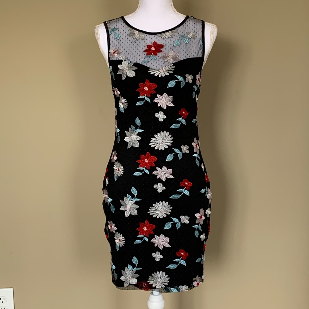 💕💕 Emerald Sundae Dress - Picture 5 of 5